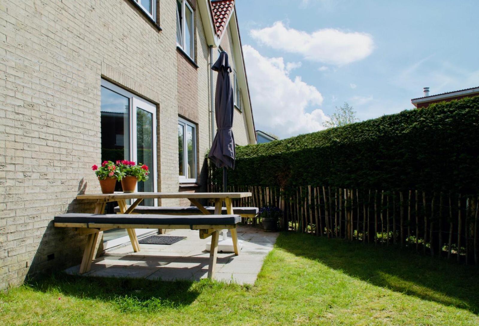 Mosselbank 93 - Noordzeepark Ouddorp, With Private Front And Back Garden Near The Beach - Not For Companies 외부 사진